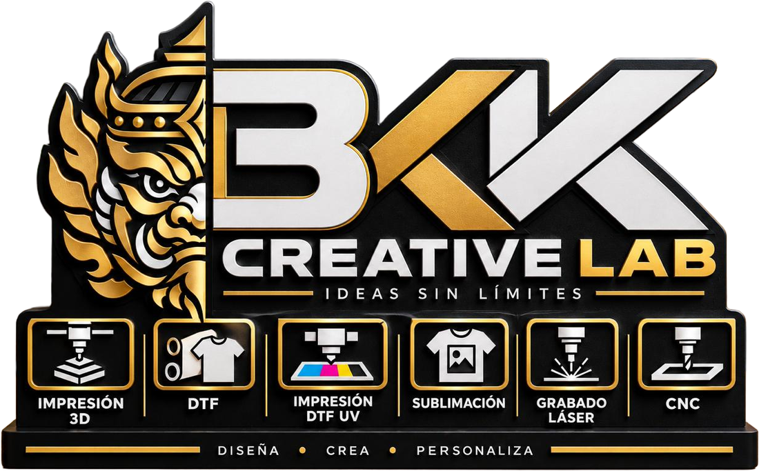 Logotipo de BKK Creative Lab en negro y dorado con los íconos de sus seis técnicas: impresión 3D, DTF, DTF UV, sublimación, grabado láser y CNC.